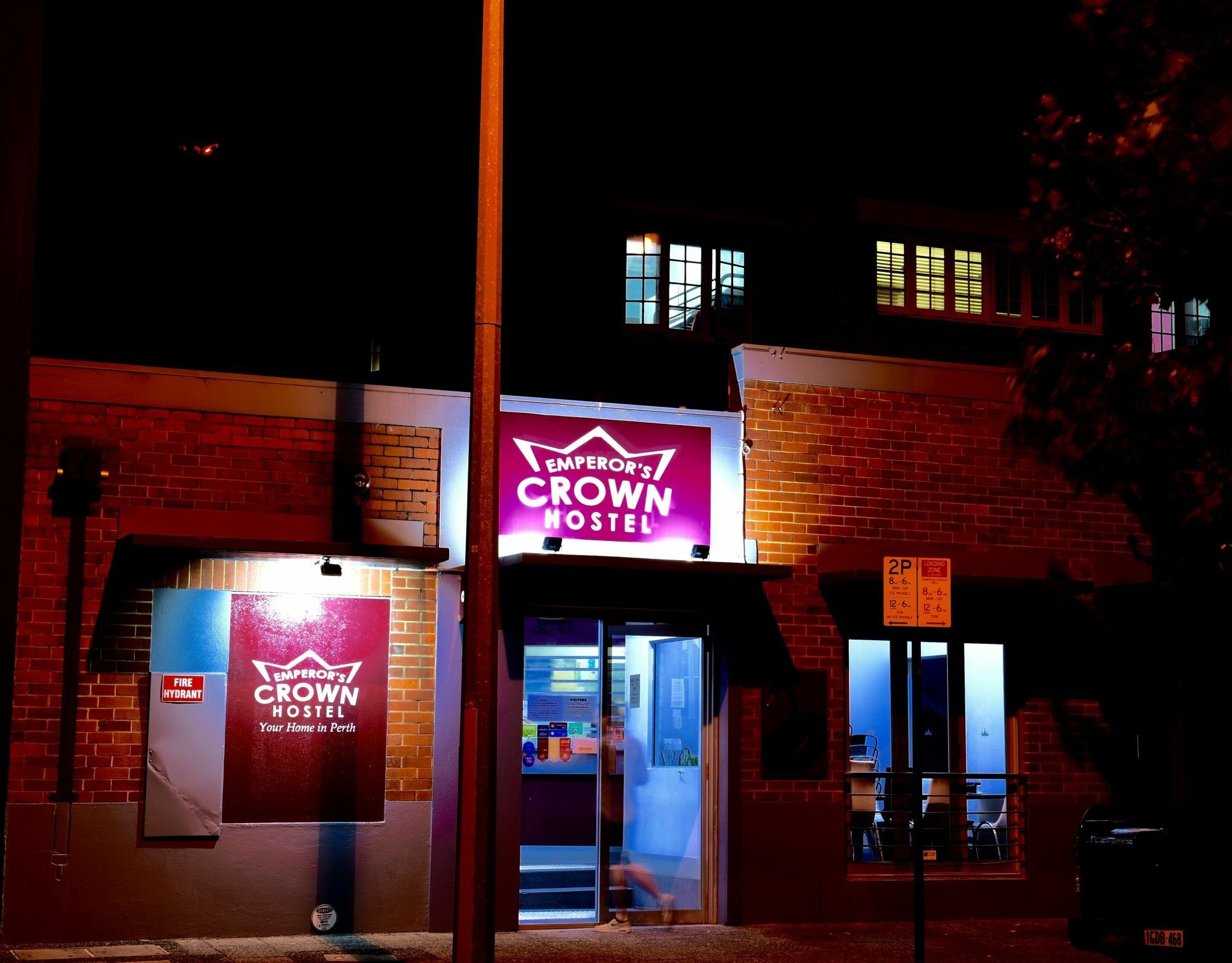 The Emperors Crown Hostel Перт Экстерьер фото